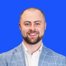 A client fired their $10K/month agency and then they hired me for $2.5K.  They weren't spending too little. Or lacking creatives. They just couldn't  answer this 1 simple question: (this was… |