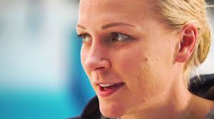 Therese alshammar är en av världens bästa simmare genom tiderna. Sarah Sjostrom About Therese Alshammar Swimmer S Daily