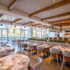 check out the menu for fig & olive, the