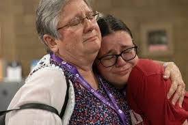 Linda Popham's Instagram, Twitter & Facebook