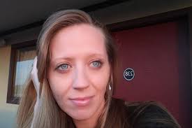 Fundraiser by Kim Whitaker : Desiree Roberts Funeral