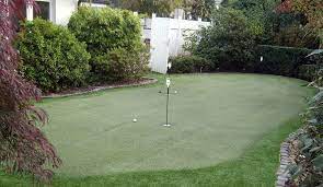 Starting times used every day. Private Greens Golfen Im Eigenen Garten