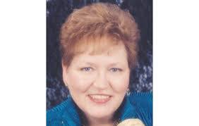 Sharon Theriault's Instagram, Twitter & Facebook