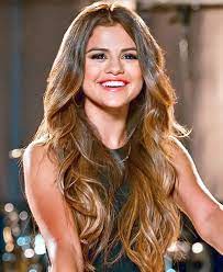 Wenn zu viel alkohol fließt, kann ein gefühlsausbruch schnell mal den abend ruinieren. Selena Gomez Steckbriefe Com