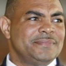 UPDATE: Judge declares mistrial in case against Dallas County Constable Derick  Evans