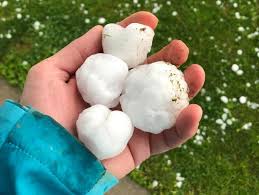 Nach einer kurzen verschnaufpause gibt es heute erneut regenfälle und windböen. Hagel Luzern Heftiges Gewitter Zieht Uber Den Kanton