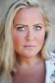 The Nicole Faraday Official Website