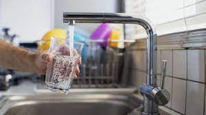 La belgique, en particulier la région wallonne, est riche en eau et possède des stations d'épuration d'eau performantes, ainsi qu'un réseau d'eau du robinet jouissant d'une réputation acceptable. 4vvx Xlulqgifm