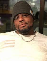 Aaron Bibens's Instagram, Twitter & Facebook