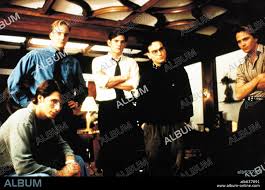 HENRY THOMAS, JAY MOHR, JEREMY SISTO, JOHNNY GALECKI and SEAN PATRICK  FLANERY in SUICIDE KINGS, 1997, directed by PETER O'FALLON. Copyright  ARTISAN ENTERTAINMENT. - Album alb637891