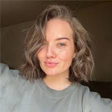 Allison Schrock's Instagram, Twitter & Facebook