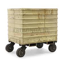 We did not find results for: Occasion Chariot De Manutention Chariot Caisse Avec Entrees De Fourches 165 Kruizinga Fr