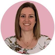 Adele Mcconnell's Instagram, Twitter & Facebook