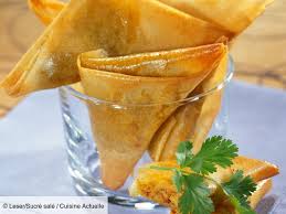 Recette Brick Au Thon Et Aux Carottes Ingredients 4 Personnes 1 Sachet De Feuilles De Brick 2 Carottes 1 Boite En 2020 Recette Brick Recette Brick Thon Recette