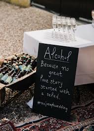 30 Rustic Fall Wedding Ideas To Steal Weddings In 2020 Rustikale Hochzeit