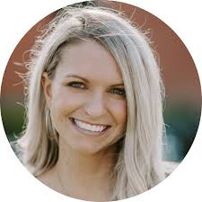 Simple Emails That Sell — Allison Hardy