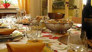Se vi servono delle idee per realizzare il pranzo di pasqua siete sul posto giusto, vi consiglierò degli antipasti facili veloci e molto sfiziosi, dei primi. Menu Di Pasqua 2018 Idee Per Il Pranzo Pasquale