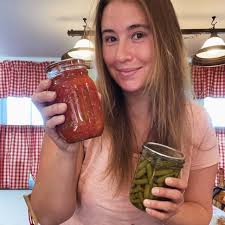 Brittany Ford (@itsbrittanyford) • Threads, Say more