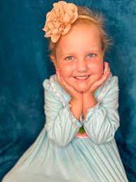 Today is Bella Day. ❤️ The Francesca family lost their beloved daughter,  Bella, when she was 11. Bella died from an infection she developed after  beating leukemia. Each year since Bella's death,