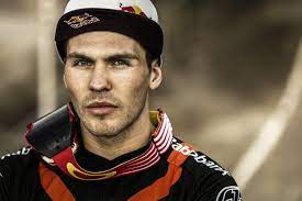 Merle van benthem legt twan van gendt 10 dilemma 39 s voor. Twan Van Gendt Bmx Race