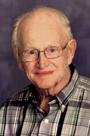 Daryl Starr's Instagram, Twitter & Facebook