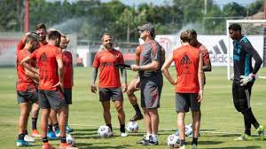 Jogo da libertadores de ontem. Flamengo Se Reapresenta Para Jogo Da Libertadores E Segue Com Rodrigo Caio Como Desfalque Lance