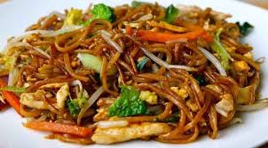 Wok De Poulet Aux Legumes Et Nouilles Recettesdecuisine Wok De Poulet Aux Legumes Et Nouilles Chinoise Easy Chicken Recipes Asian Recipes Easy Healthy Recipes
