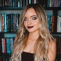 Abby Bly's Instagram, Twitter & Facebook