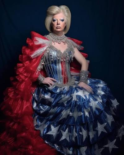 Take a look at this Star Spangled Diva🌟. It's Lady Graham Cracker serving  United Sashay of Americuh! #lindseygraham — It's the Independence Day  Weekend Extravaganza! And the category is: Stars and Stripes