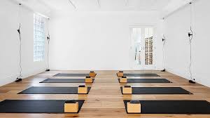10 The Best Yoga Studios In Melbourne The Trend Spotter Yoga Studio Design Yoga Studio Home Yoga Room Decor