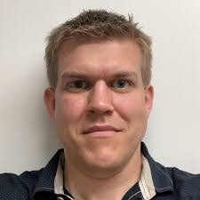 Christina Edgell's Instagram, Twitter & Facebook