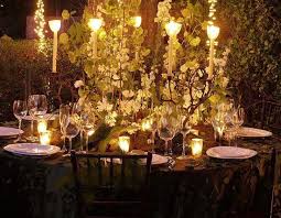 First Look Bella And Edward S Incredible Wedding Flowers From Breaking Dawn Breaking Dawn Wedding Twilight Wedding Wedding Flower Pictures