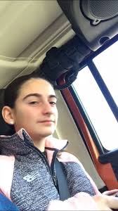 Gianna Mott (@gnanmott)