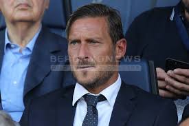 Anche su twitter, instagram, spotify. Bergamonews Francesco Totti Debutta Da Dirigente Della Facebook