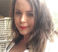 One for the Selfie Queens