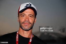 Damien Walsh's Instagram, Twitter & Facebook