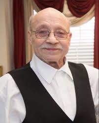 Bob Turner's Instagram, Twitter & Facebook