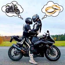 Imagenes De Motos Con Frases De Amor Link Afiliacion Amazon Imagenes De Motos Motos Parejas Motos