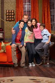 Uncle ernesto has no idea that the russo's have. David Henrie Talks About Wizards Of Waverly Place Reboot Popsugar Entertainment