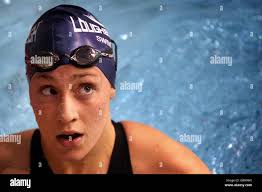 Elizabeth simmonds hi-res stock photography and images