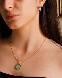 Opal Jewell's Instagram, Twitter & Facebook