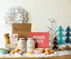 Angel a spiritual being acting as a messenger of god (usually shown as a human being with wings). 74 Inspirational Christmas Quotes For 2020 Holiday Spoonful Of Comfort