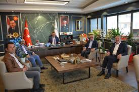 Konfederasyonumuza Bagli Oz Buro Is Sendikasi Genel Baskani Baki Gulbaba Ve Yonetim Kurulu Uyeleri 3 Olagan Genel Kurulumuzda Genel Baskanlig Olinda Baskanlar