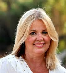 I spend most of my time as a Psychologist teaching kids about feelings. It  never stops amazing me how a lot of adults struggle at doing this. Feelings  are there for a