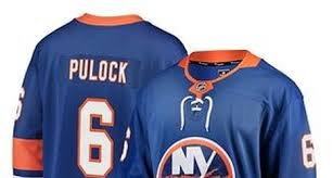 Последние твиты от john tavares (@91tavares). New York Islanders John Tavares Looked Out Of Place At Lee Wedding