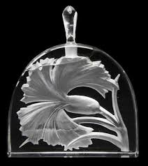 Rene Lalique Oeillet Maison Lalique Perfume Bottle Rlalique Com Lalique Perfume Lalique Perfume Bottle Perfume Bottles