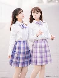 JK少女：我们会让你难选嘛_百合