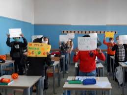 Als scuole wurden in der republik venedig geistliche und karitative korporationen, zünfte und gilden oder zusammenschlüsse von auswärtigen landsmannschaften bezeichnet. Scuole Chiuse In Tutta Italia O Palla Alle Regioni Il Vertice Di Governo Sul Covid Corriere It