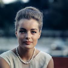 Pierre niney et adèle exarchopoulos : Destins Brises Romy Schneider L Inoubliable Elle