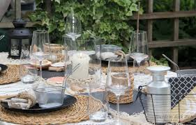 Anregungen, tipps und ideen zur gestaltung ihrer tischdeko finden sie bei tafeldeko in hülle und fülle. Sommerliche Tischdeko Im Garten Eine Spontane Idee Tischlein Deck Dich